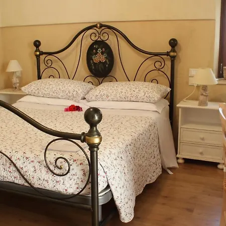 Bed & Breakfast Lo Gnomo *