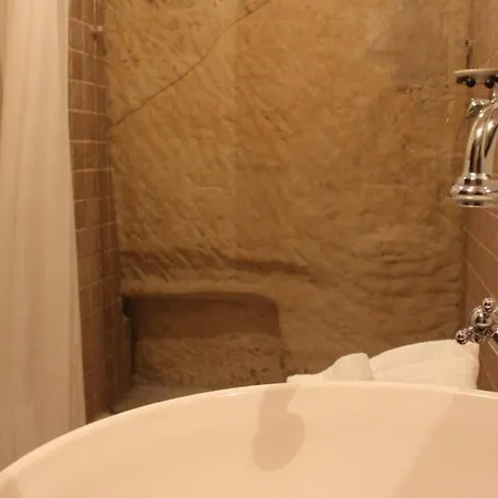 Lo Gnomo Bed & Breakfast
