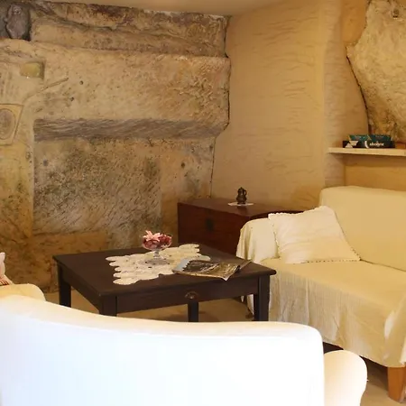 Lo Gnomo Bed & Breakfast *