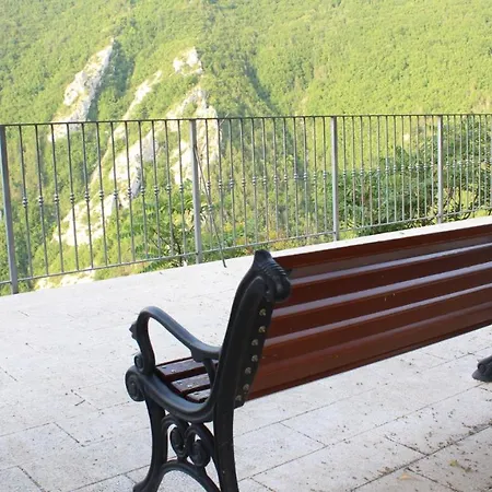 Lo Gnomo Bed & Breakfast Pennapiedimonte