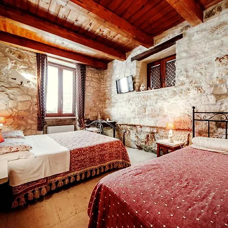 Lo Gnomo 3* Pennapiedimonte