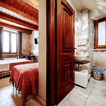 Bed and Breakfast Lo Gnomo 3*