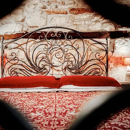 Lo Gnomo Bed & Breakfast