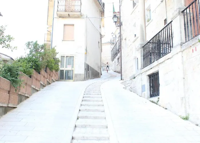 Lo Gnomo Bed and Breakfast