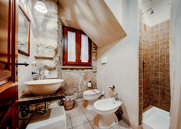 Lo Gnomo Bed & Breakfast